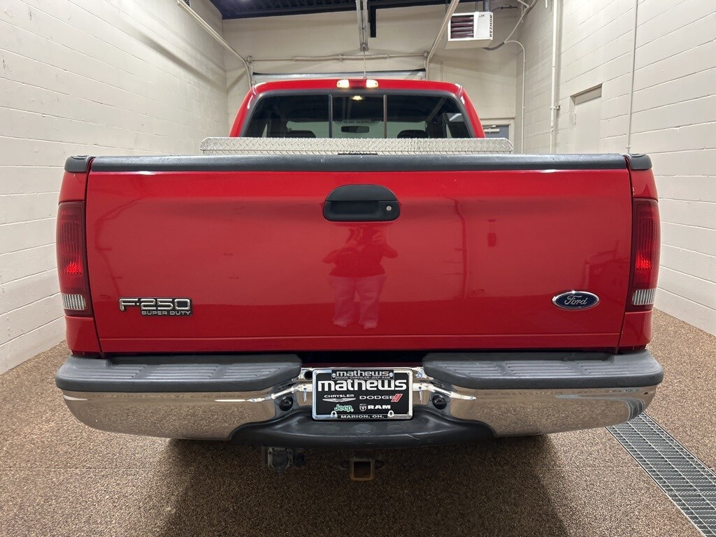 2004 Ford F-250 photo 3