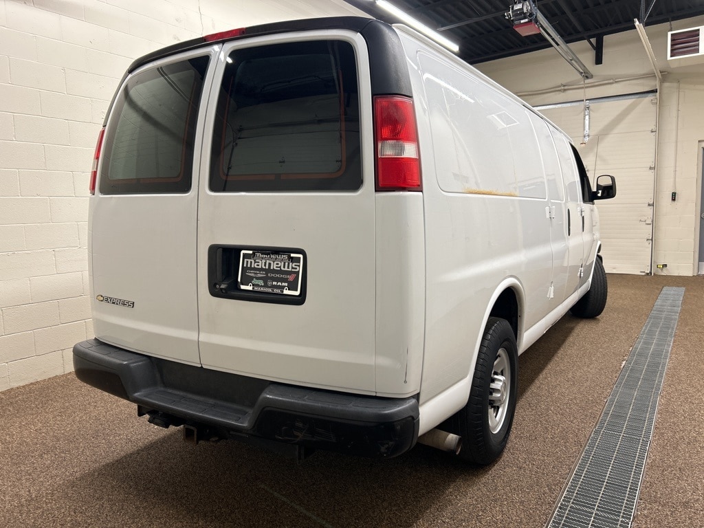 Used 2017 Chevrolet Express Cargo Work Van with VIN 1GCWGBFG1H1116318 for sale in Marion, OH