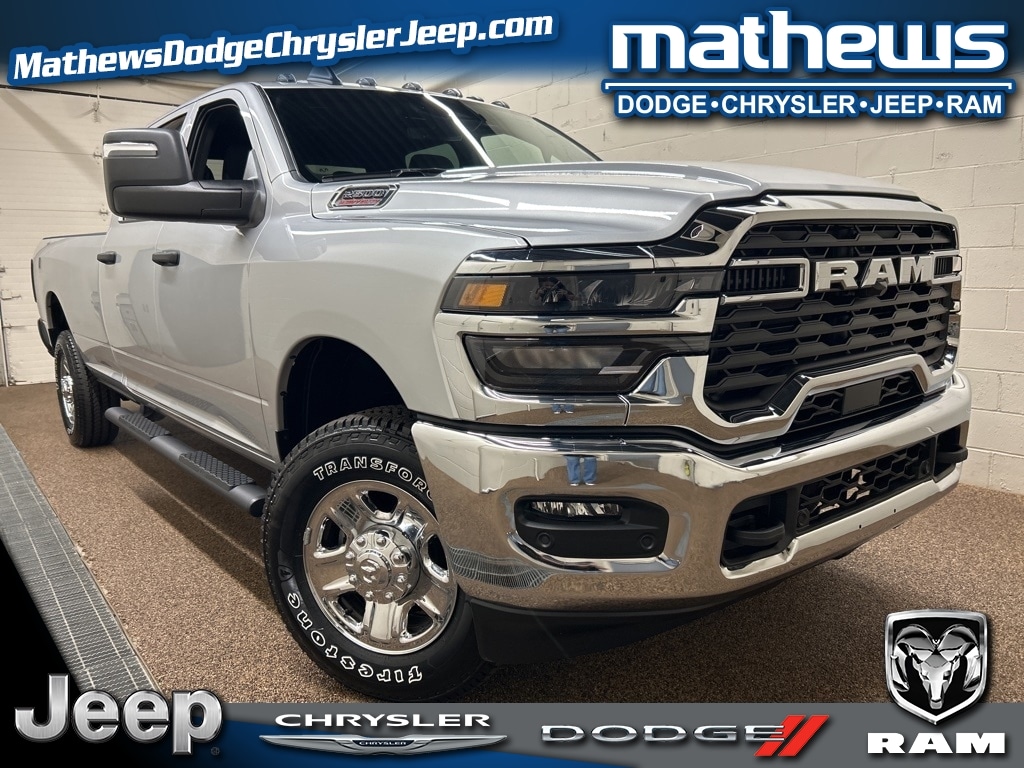 New 2026 Ram 2500 TRADESMAN CREW CAB 4X4 8' BOX Pickup