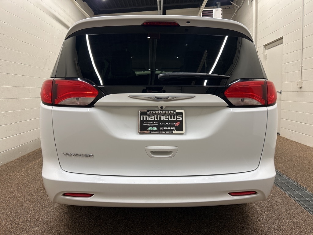 Used 2021 Chrysler Voyager LXI Minivan/Van