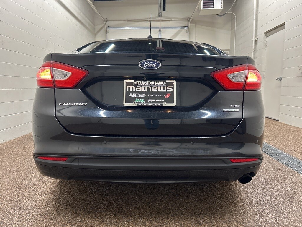 Used 2014 Ford Fusion SE Sedan