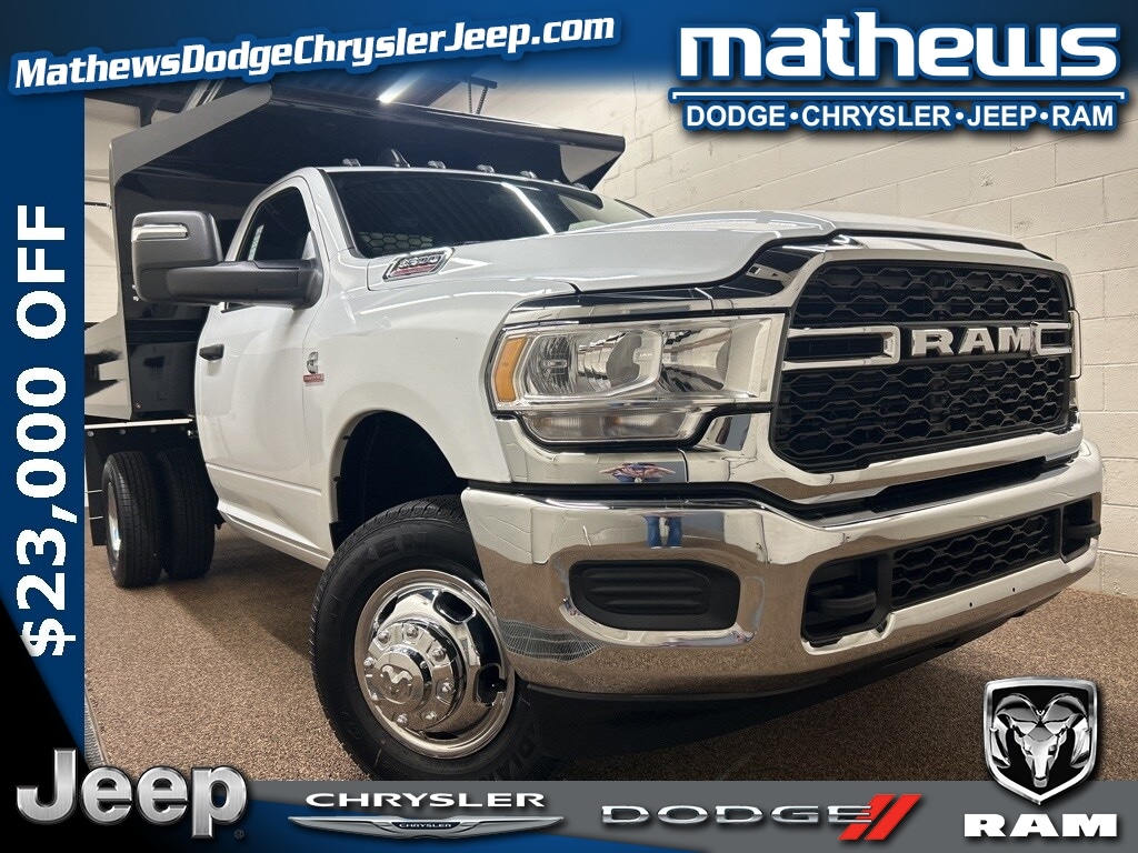 New 2024 Ram 3500 Chassis Cab 3500 TRADESMAN CHASSIS REGULAR CAB 4X4 60' CA Pickup