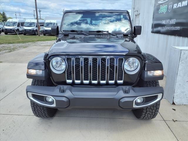 Used 2020 Jeep Gladiator Overland with VIN 1C6HJTFG5LL150069 for sale in Mount Vernon, OH