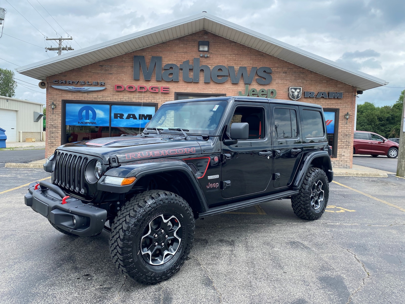 Mathews Chrysler Dodge Jeep Ram of Mount Vernon, OH New Car Dealer