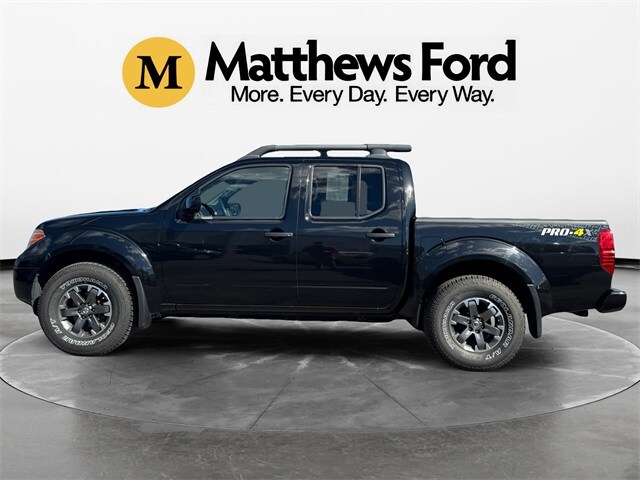 2019 Nissan Frontier PRO-4X photo 2