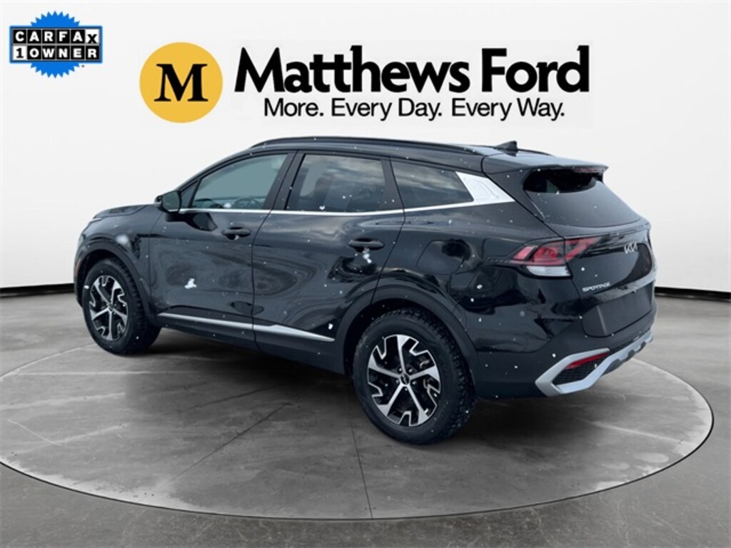 Used 2025 Kia Sportage EX SUV