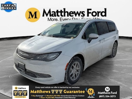 2023 Chrysler Voyager LX Van Passenger Van