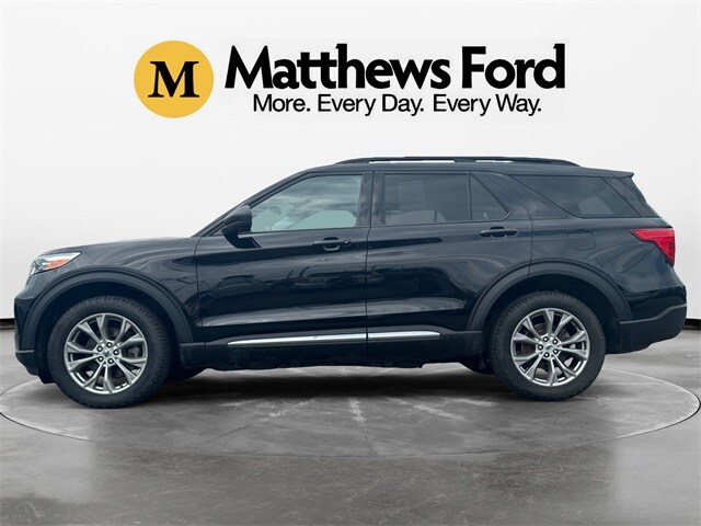 2022 Ford Explorer XLT photo 2