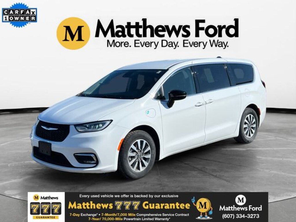 Used 2024 Chrysler Pacifica Plug-In Hybrid Select Van Passenger Van