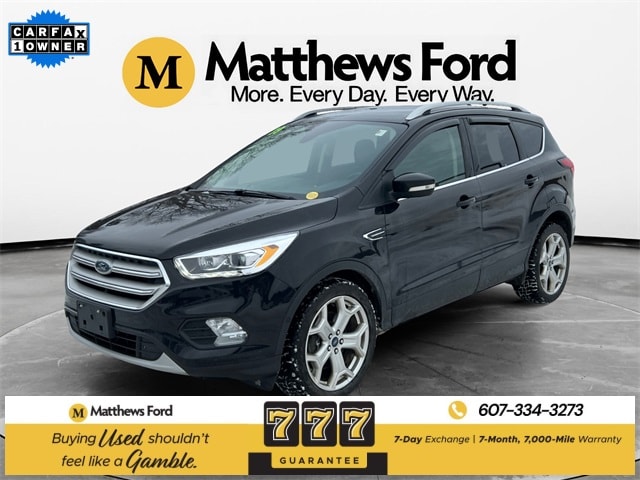 2019 Ford Escape Titanium's photo