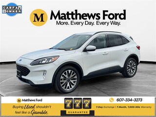 2022 Ford Escape Titanium SUV