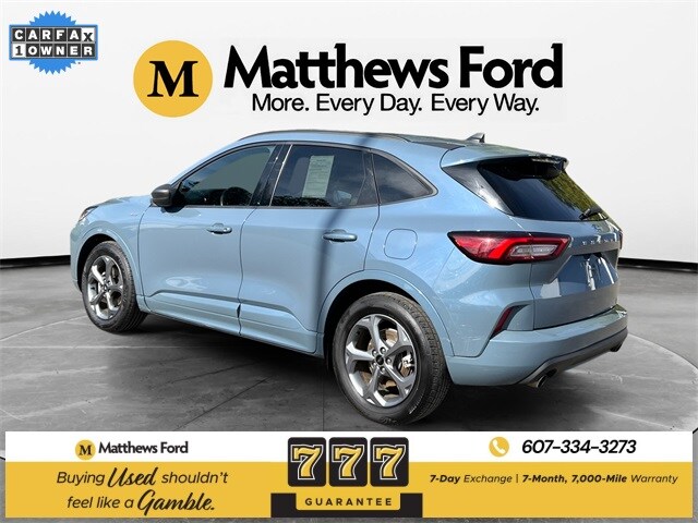 2023 Ford Escape ST-Line photo 3