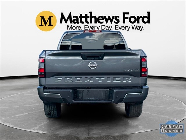 2022 Nissan Frontier SV photo 4