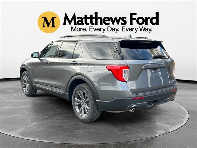 2023 Ford Explorer XLT photo 2