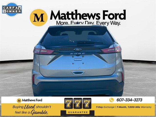 2021 Ford Edge SE photo 4