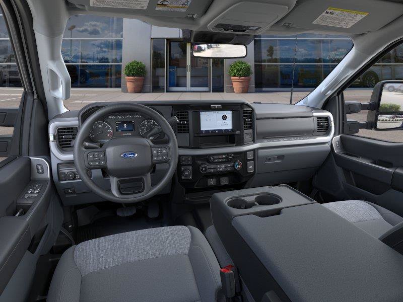 2026 Ford F-350 Super Duty XLT - Photo 9