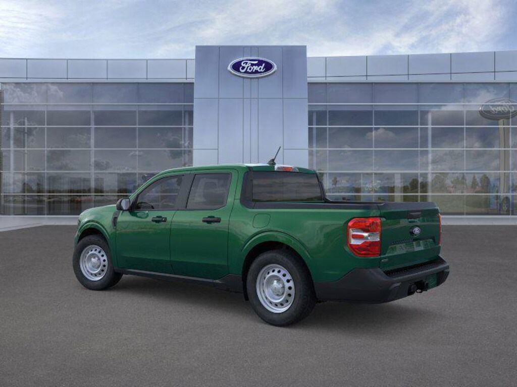 New 2025 Ford Maverick XL Truck SuperCrew