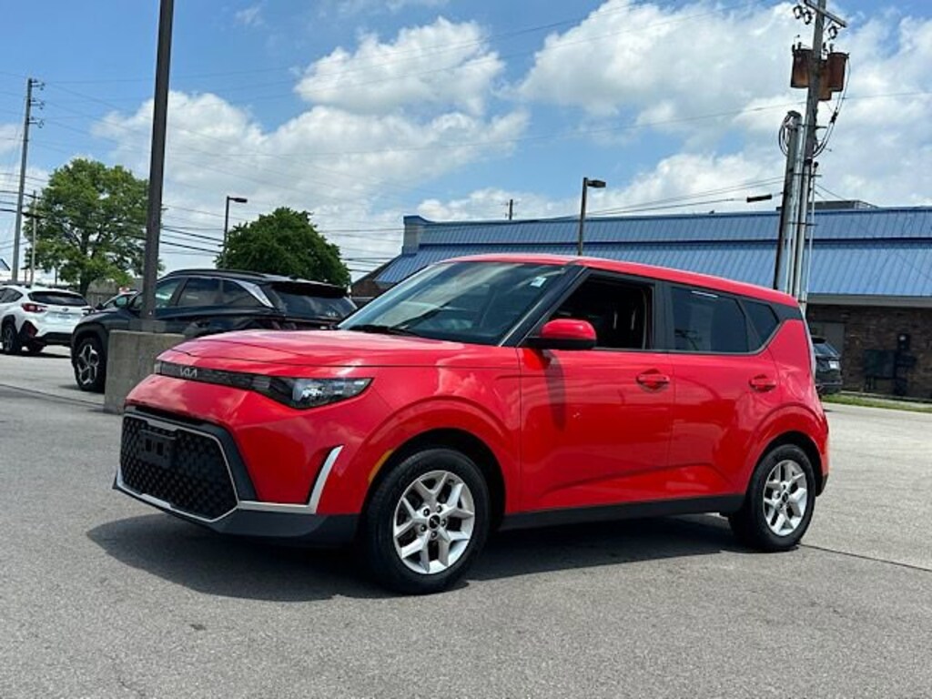 Used 2023 Kia Soul S Hatchback