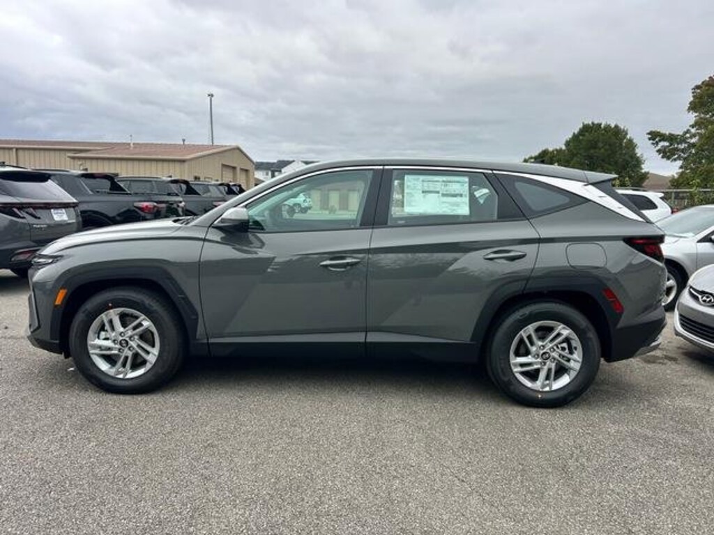 New 2026 Hyundai Tucson SE SUV