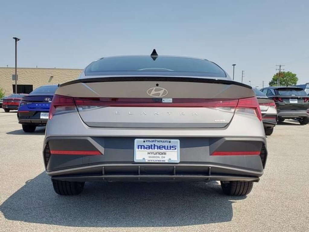 Used 2025 Hyundai Elantra Hybrid SEL Sport Sedan