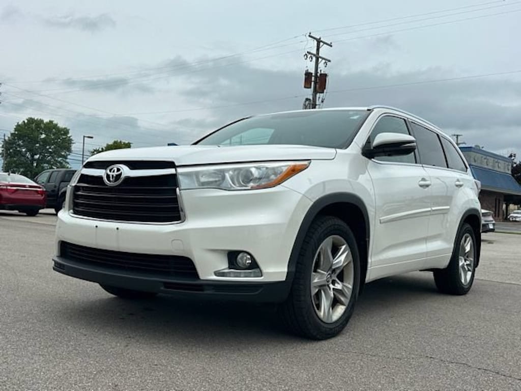 Used 2016 Toyota Highlander Limited V6 SUV