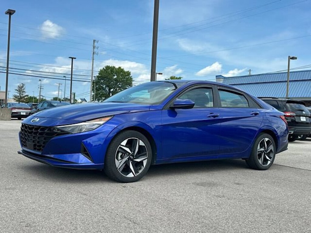 Used 2023 Hyundai Elantra SEL Sedan
