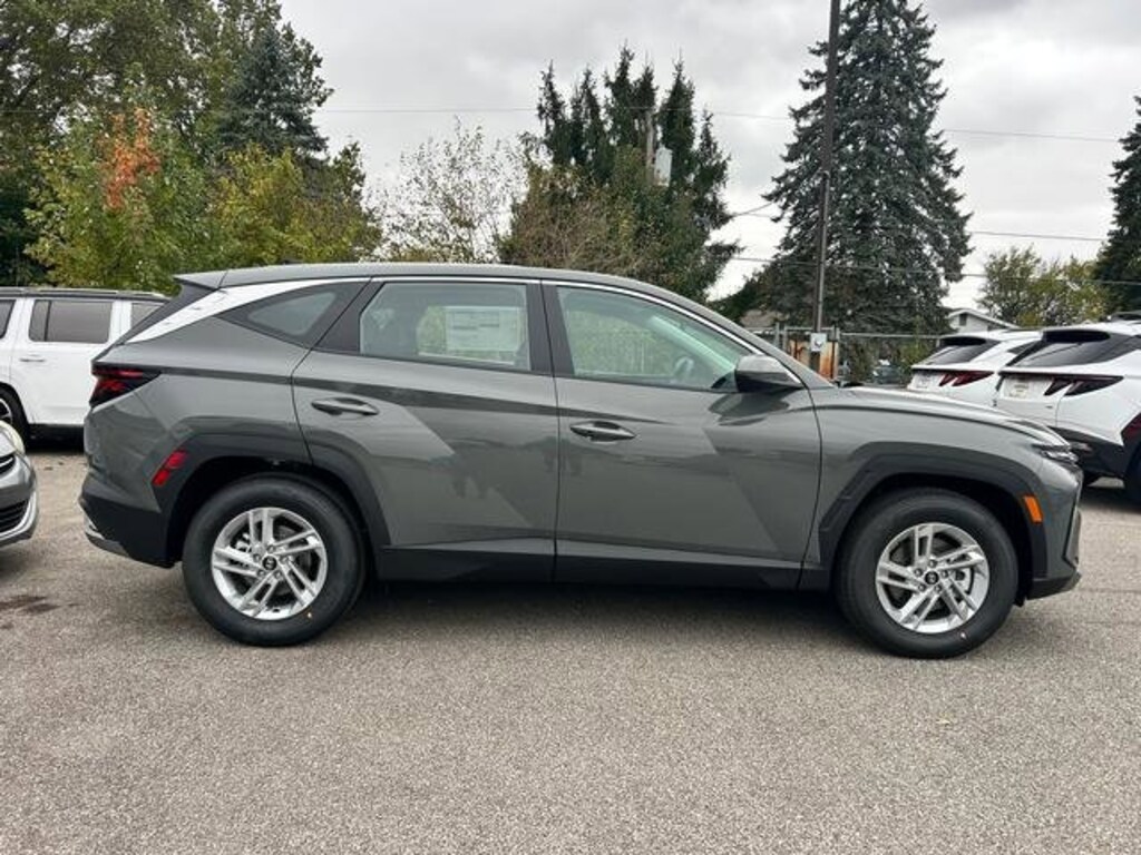 New 2026 Hyundai Tucson SE SUV