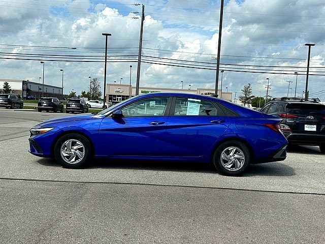 2025 Hyundai Elantra SE