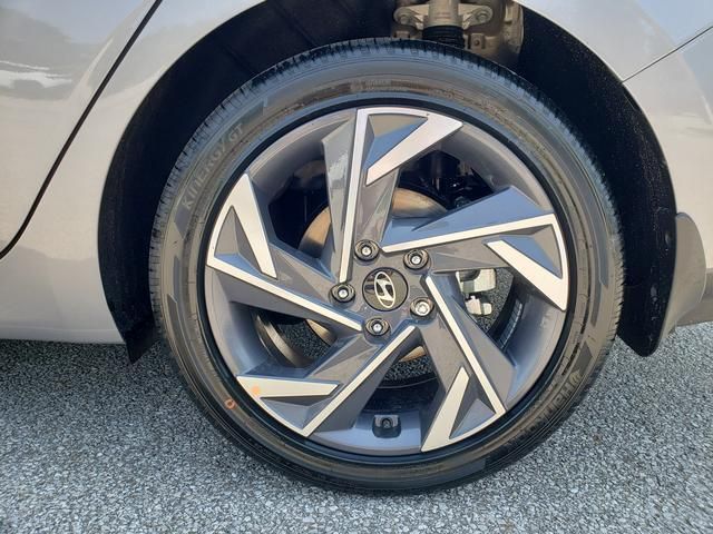 2025 Hyundai Elantra Blue - Photo 12