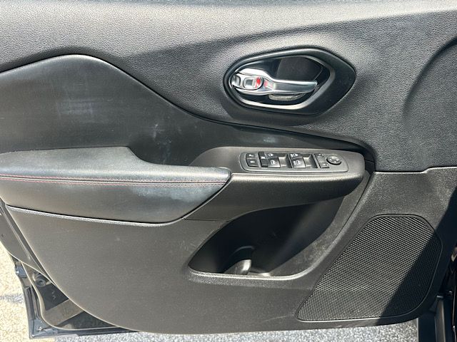 2020 Jeep Cherokee Trailhawk - Photo 17
