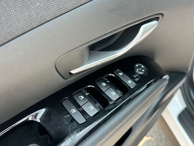 2022 Hyundai Tucson Limited - Photo 19