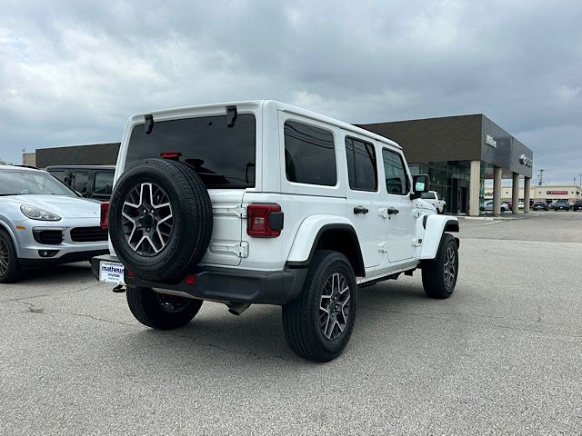 2025 Jeep Wrangler 4-Door Sahara - Photo 6