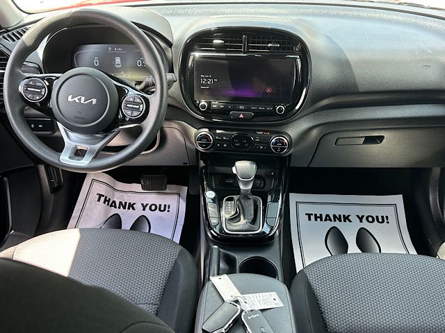 2023 Kia Soul S - Photo 19