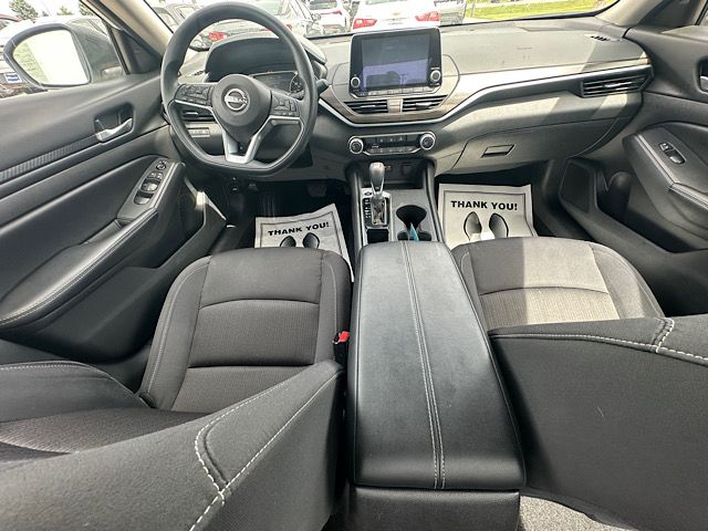 2025 Nissan Altima SV - Photo 18