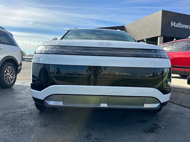 2026 Hyundai Ioniq SEL photo 2