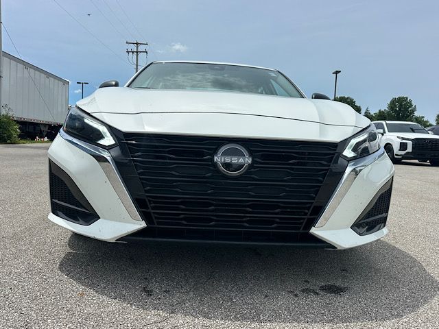 2025 Nissan Altima SV - Photo 11