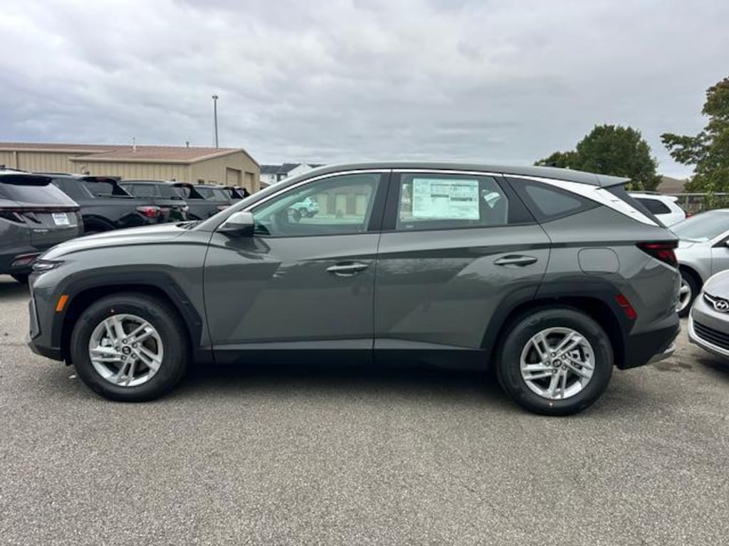 New 2026 Hyundai Tucson SE FWD SUV