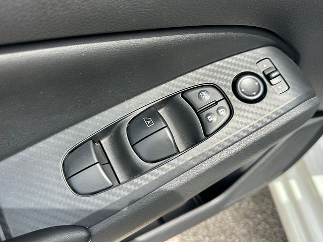 2025 Nissan Altima SV - Photo 16