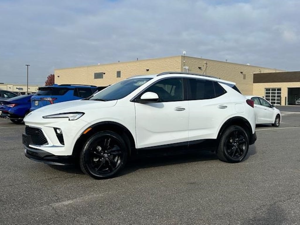 Used 2024 Buick Encore GX Sport Touring SUV