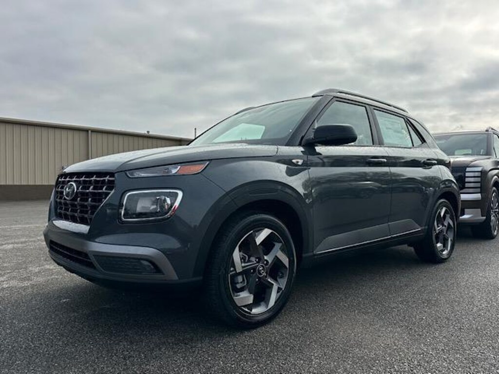 New 2026 Hyundai Venue SEL w/Two-Tone Roof SUV