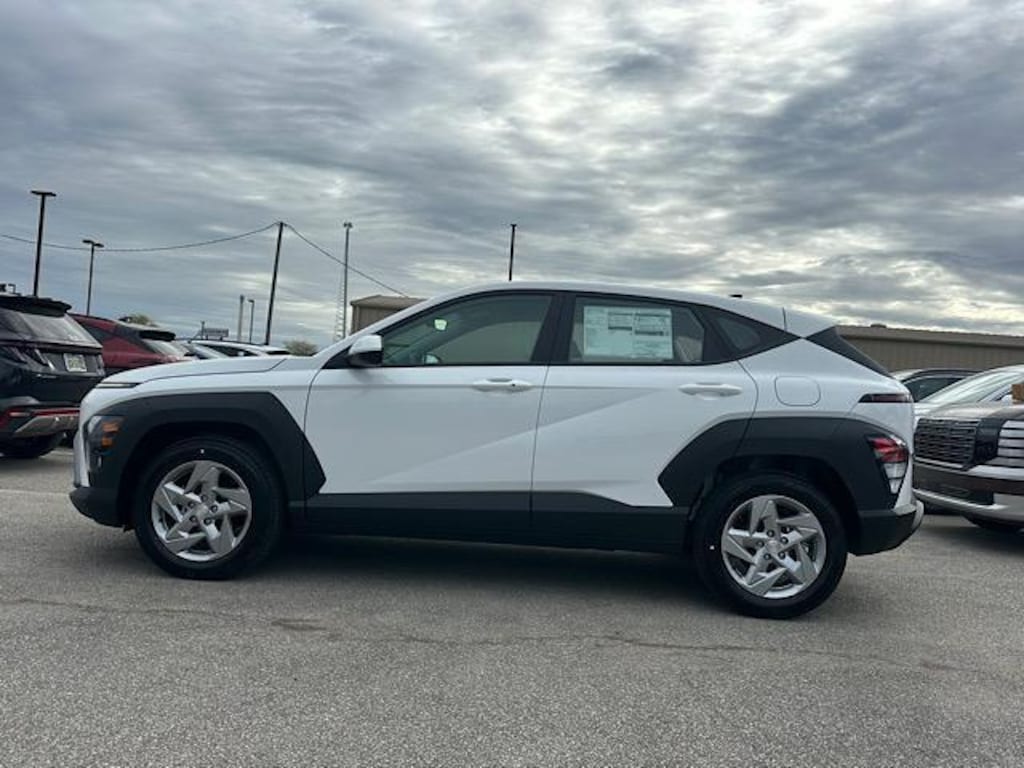 New 2026 Hyundai Kona SE FWD SUV