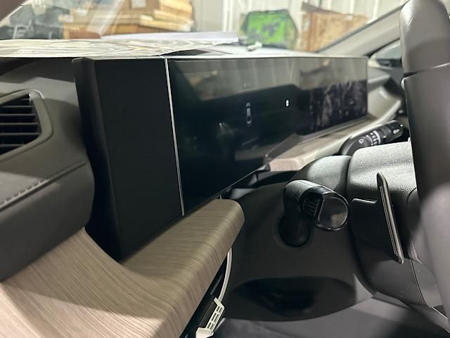 2025 Hyundai Sonata Hybrid SEL - Photo 12