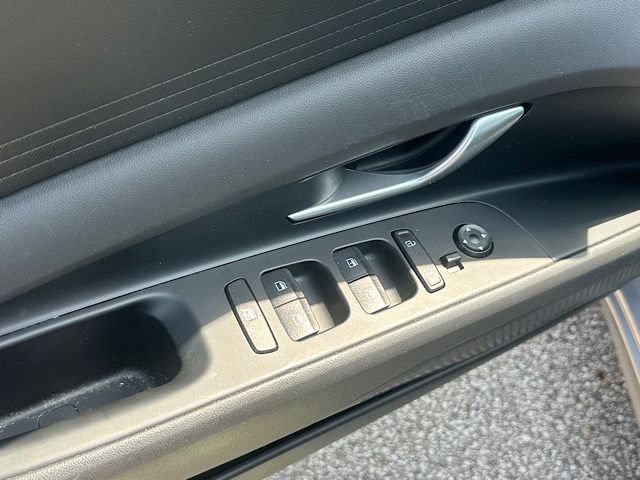 2024 Hyundai Elantra SE - Photo 20