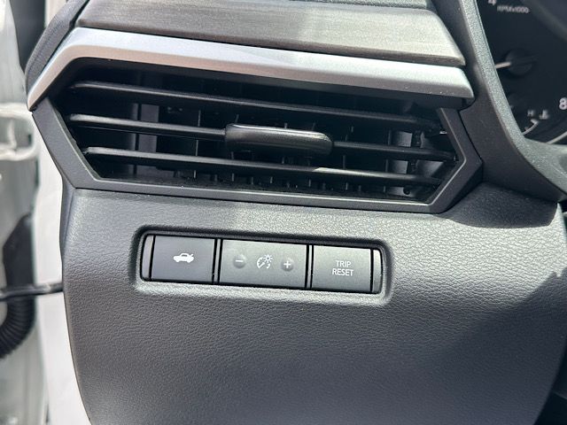 2025 Nissan Altima SV - Photo 21