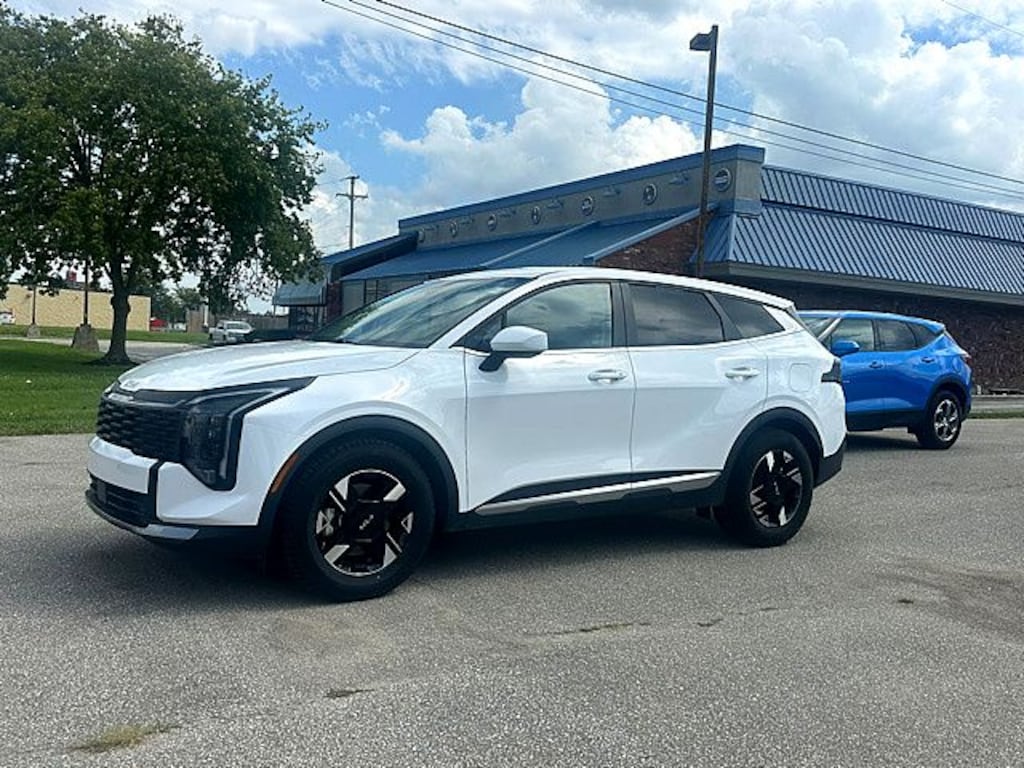 Used 2026 Kia Sportage LX SUV