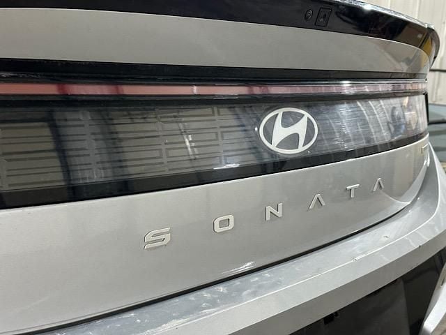 2025 Hyundai Sonata Hybrid SEL - Photo 24