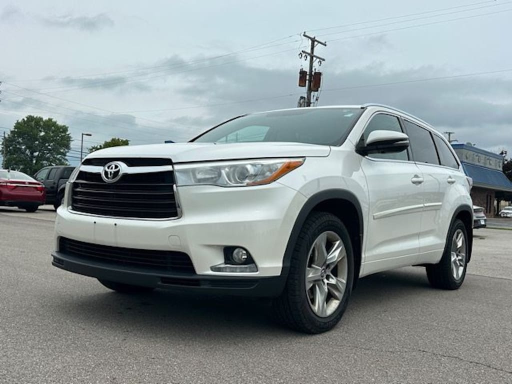 Used 2016 Toyota Highlander Limited V6 SUV