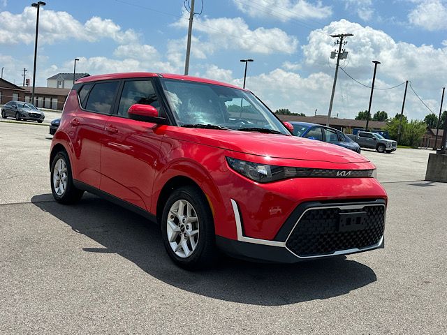 2023 Kia Soul S - Photo 12