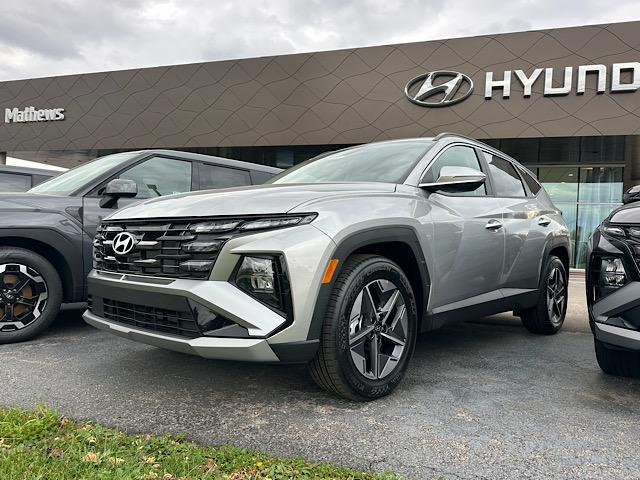 2026 Hyundai Tucson SEL Premium's photo