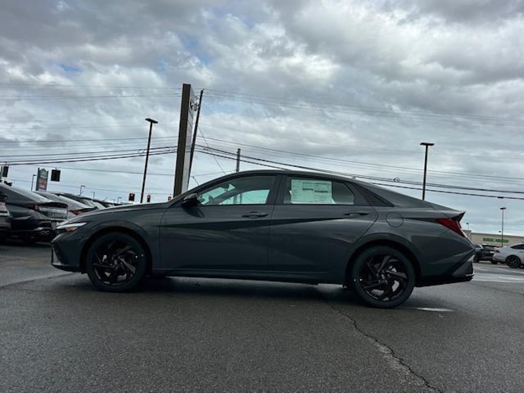 New 2026 Hyundai Elantra SEL Sport Sedan